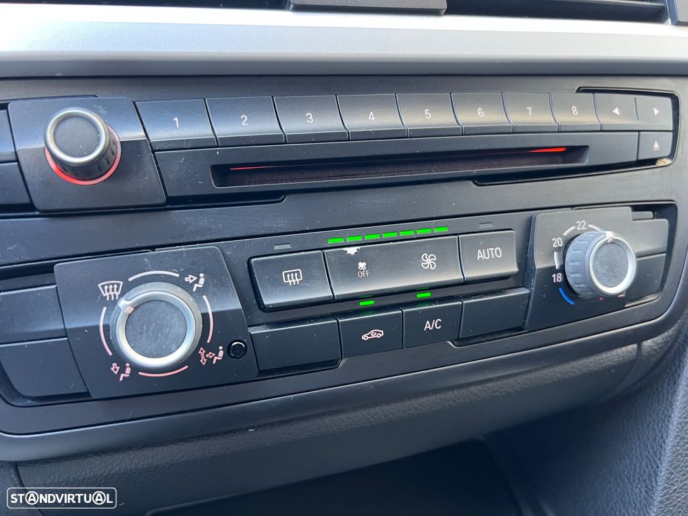 BMW 318 d Line Modern - 35