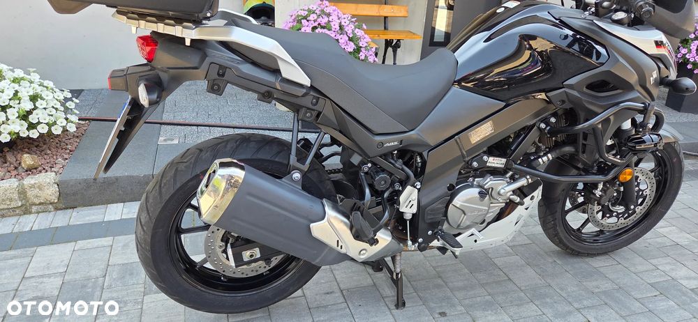 Suzuki V-STROM - 12