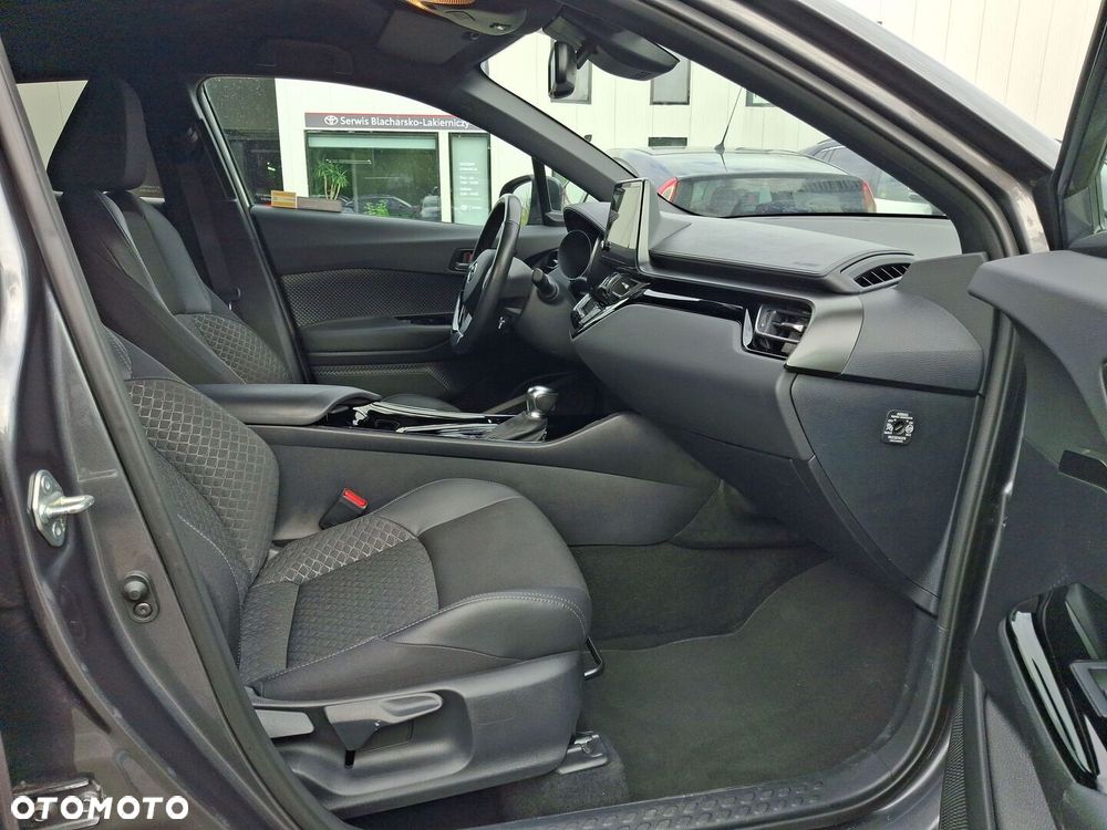Toyota C-HR 2.0 Hybrid Style - 24