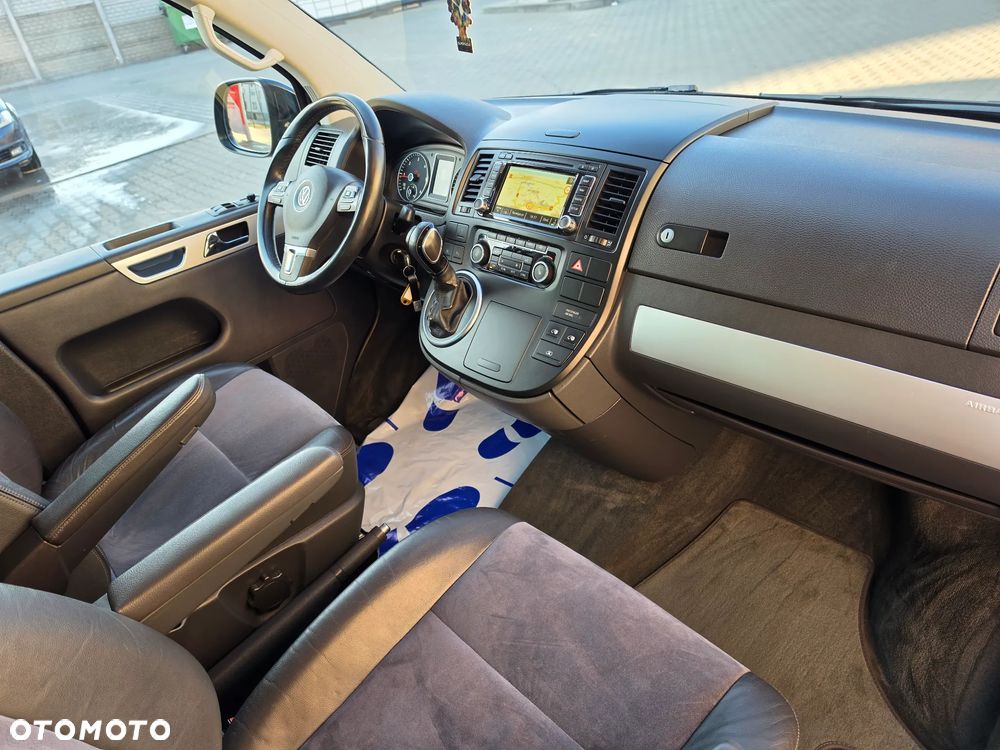 Volkswagen Multivan - 5