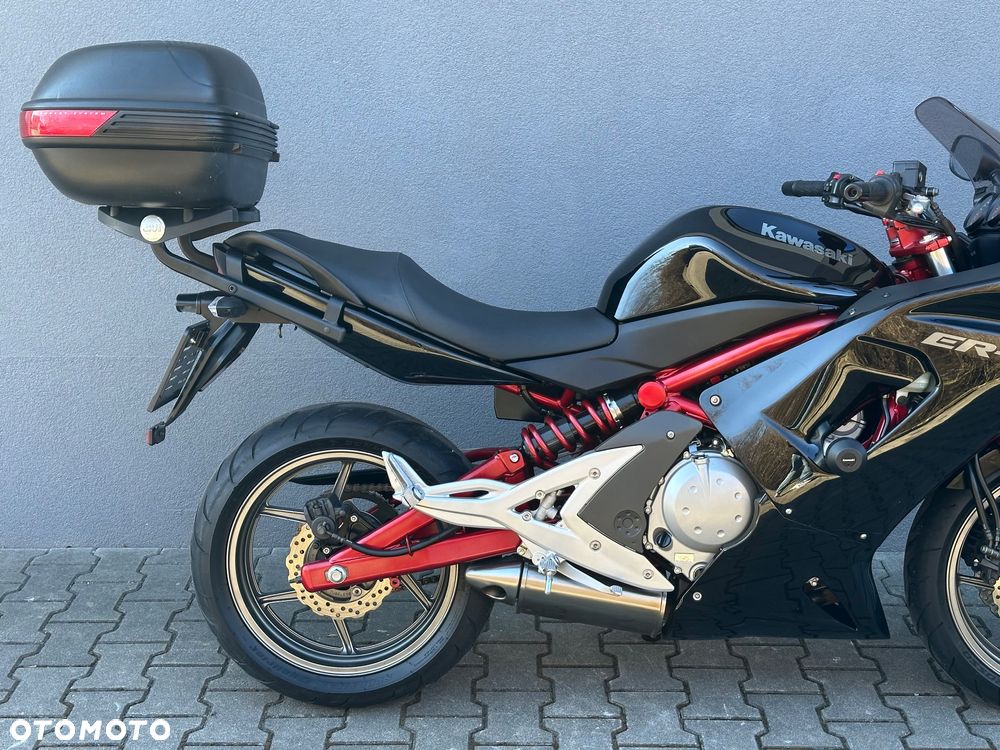 Kawasaki ER - 9