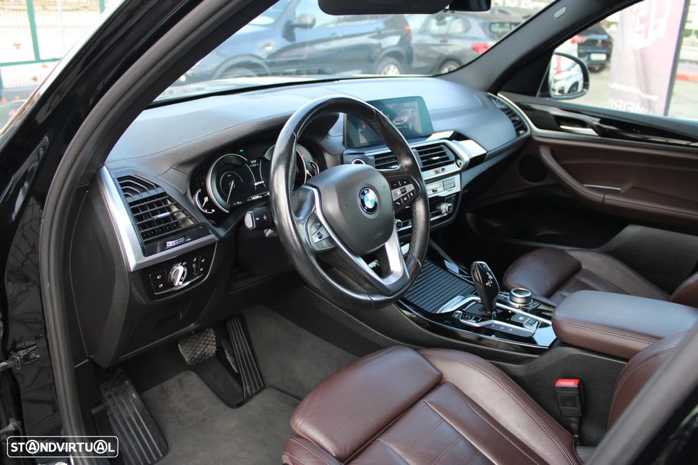 BMW X3 30 e xDrive Line Luxury - 9