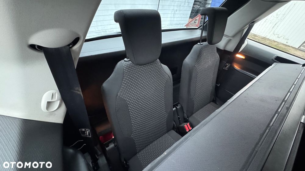 Citroën C4 Picasso - 19