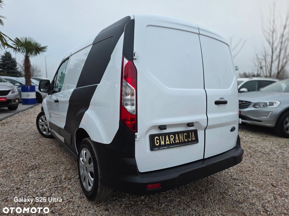 Ford Transit Connect - 22