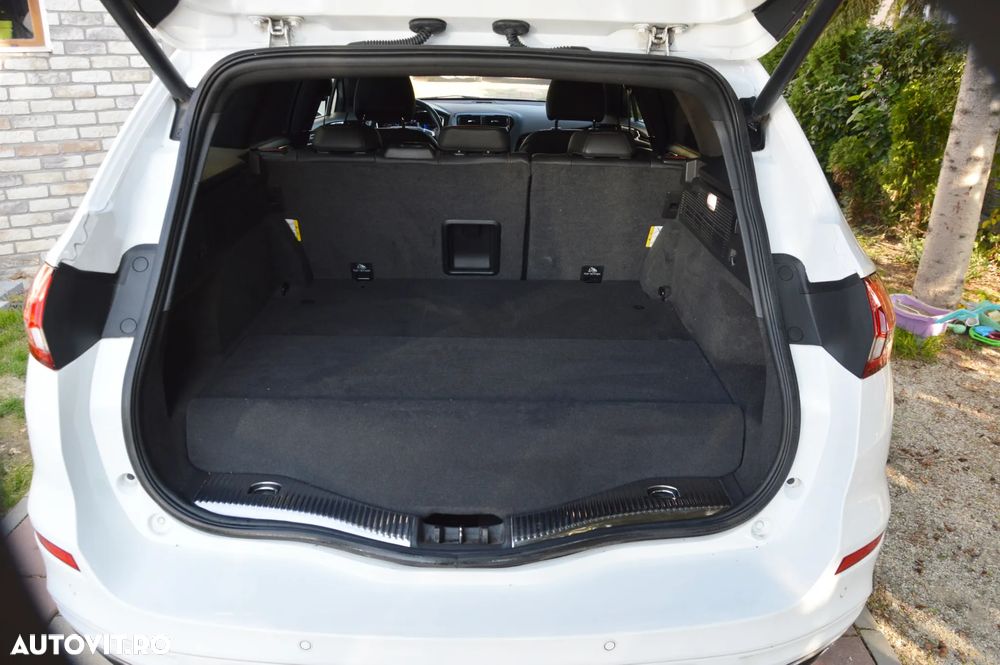 Ford Mondeo Turnier 2.0 Ti-VCT Hybrid ST-Line - 8