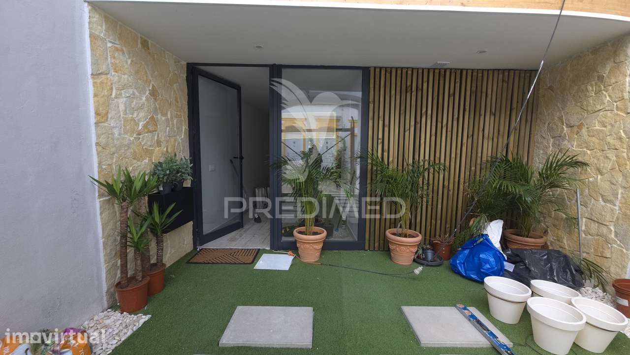 Loft T1 Único — Luz, Conforto e Design com Personalidade - Grande imagem: 4/23