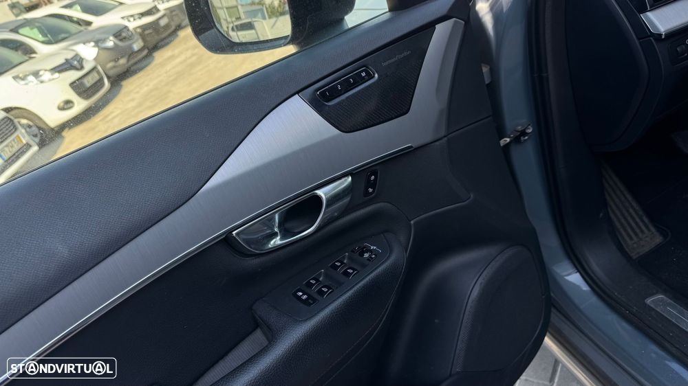 Volvo XC 90 2.0 T8 PHEV R-Design Expression AWD - 9