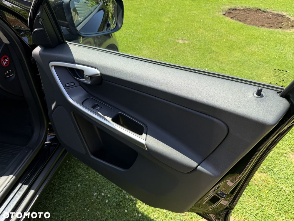 Volvo XC 60 D4 Edition Pro - 22