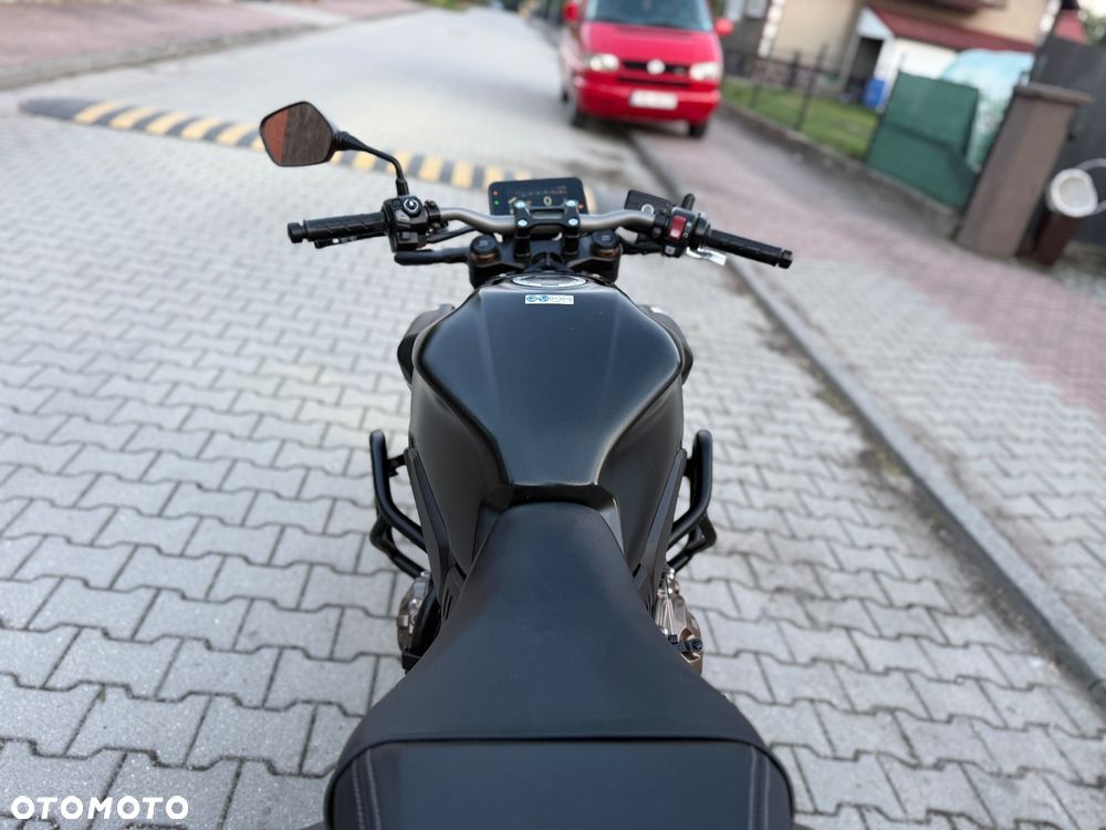 Honda CB - 9