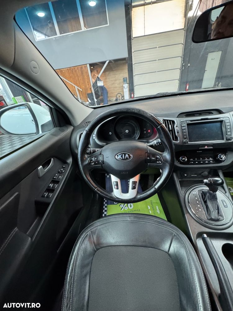 Kia Sportage - 10