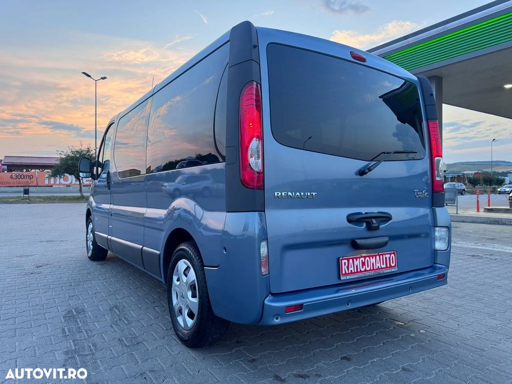 Renault Trafic Grand Passenger L2H1 Authentique - 8