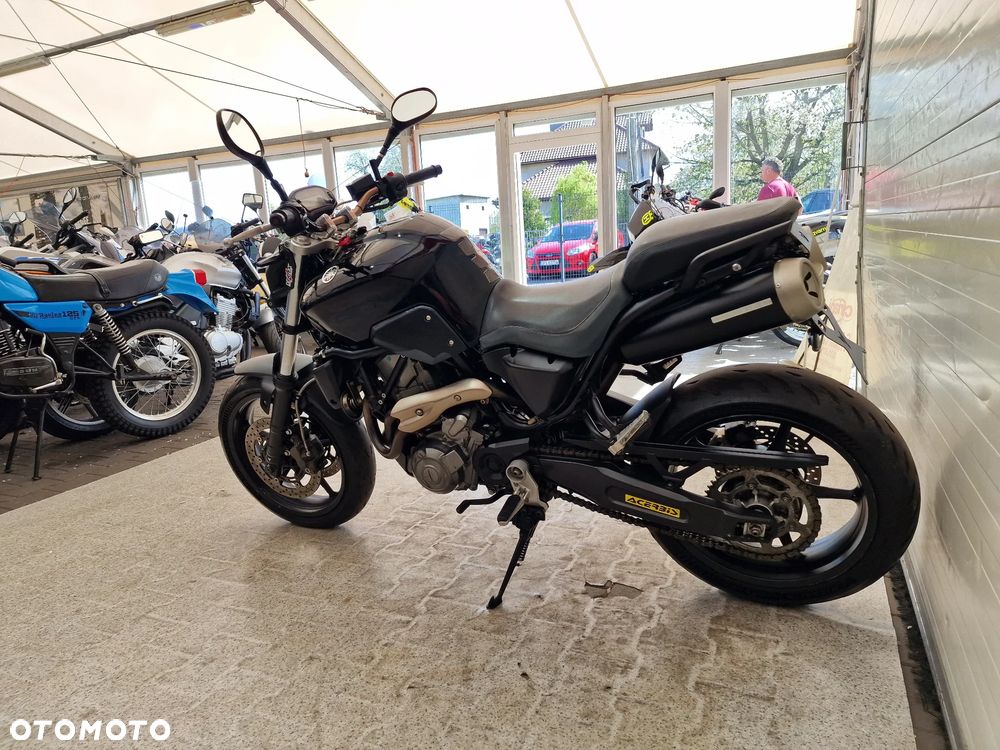 Yamaha MT - 20