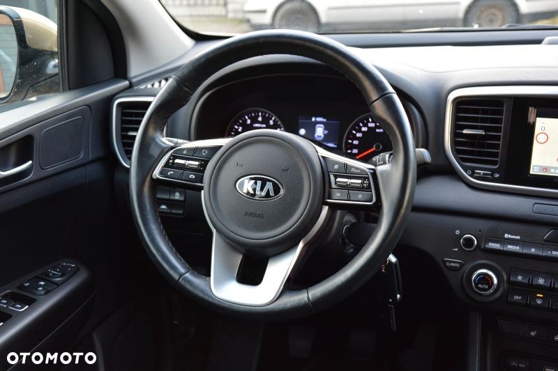 Kia Sportage 1.6 T-GDI 2WD Vision - 16