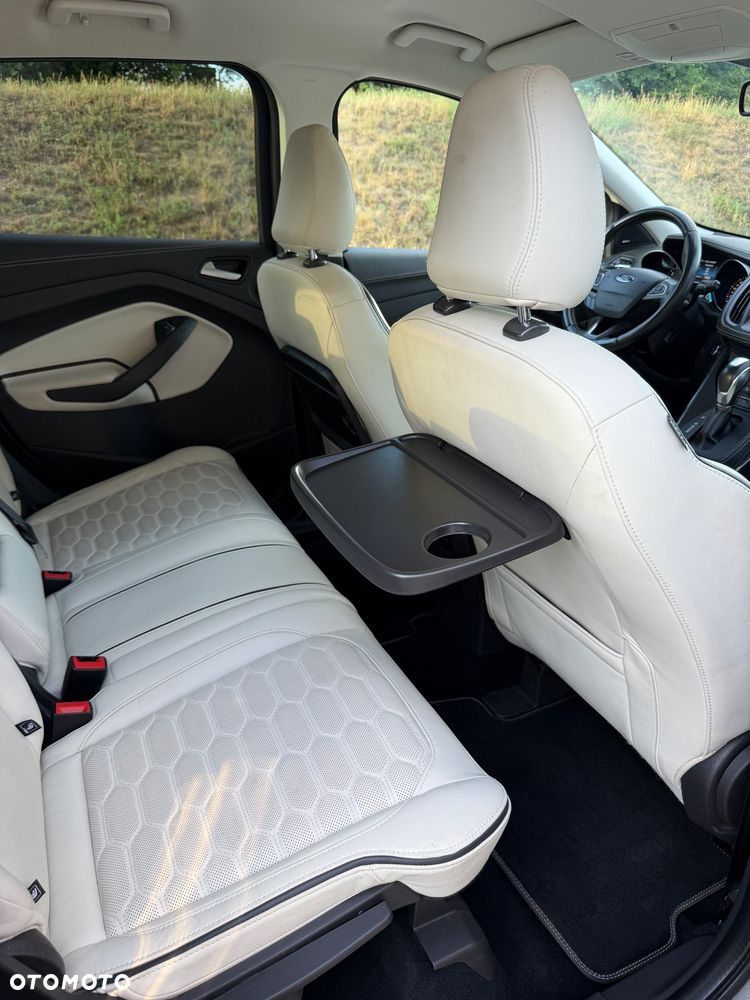 Ford Kuga 2.0 TDCi 4x4 Vignale - 19