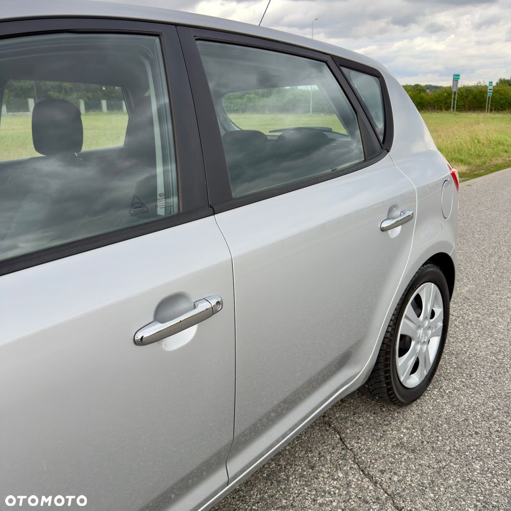 Kia Ceed 1.4 Comfort - 30