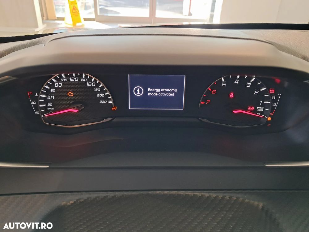 Peugeot 208 PureTech 75 Active - 12