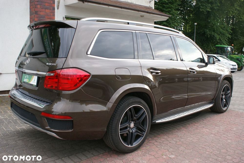 Mercedes-Benz GL - 6
