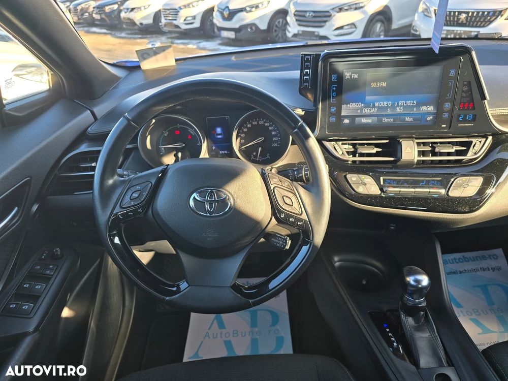 Toyota C-HR Style Selection - 8