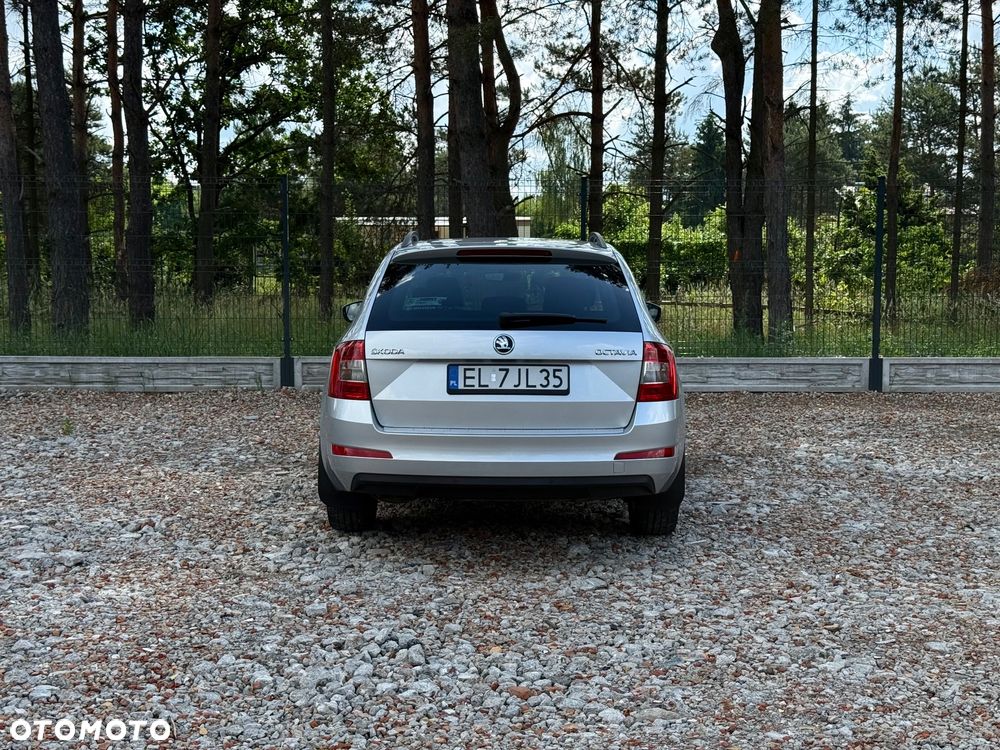 Skoda Octavia 2.0 TDI Style DSG - 24