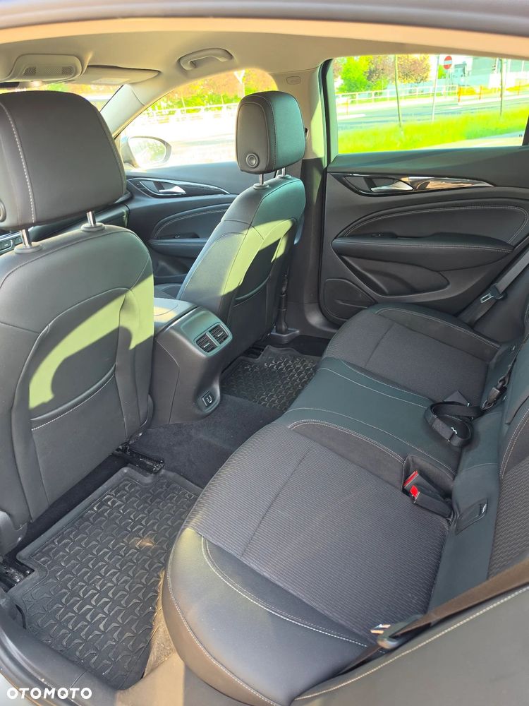 Opel Insignia 1.5 T Elite S&S Eco - 18