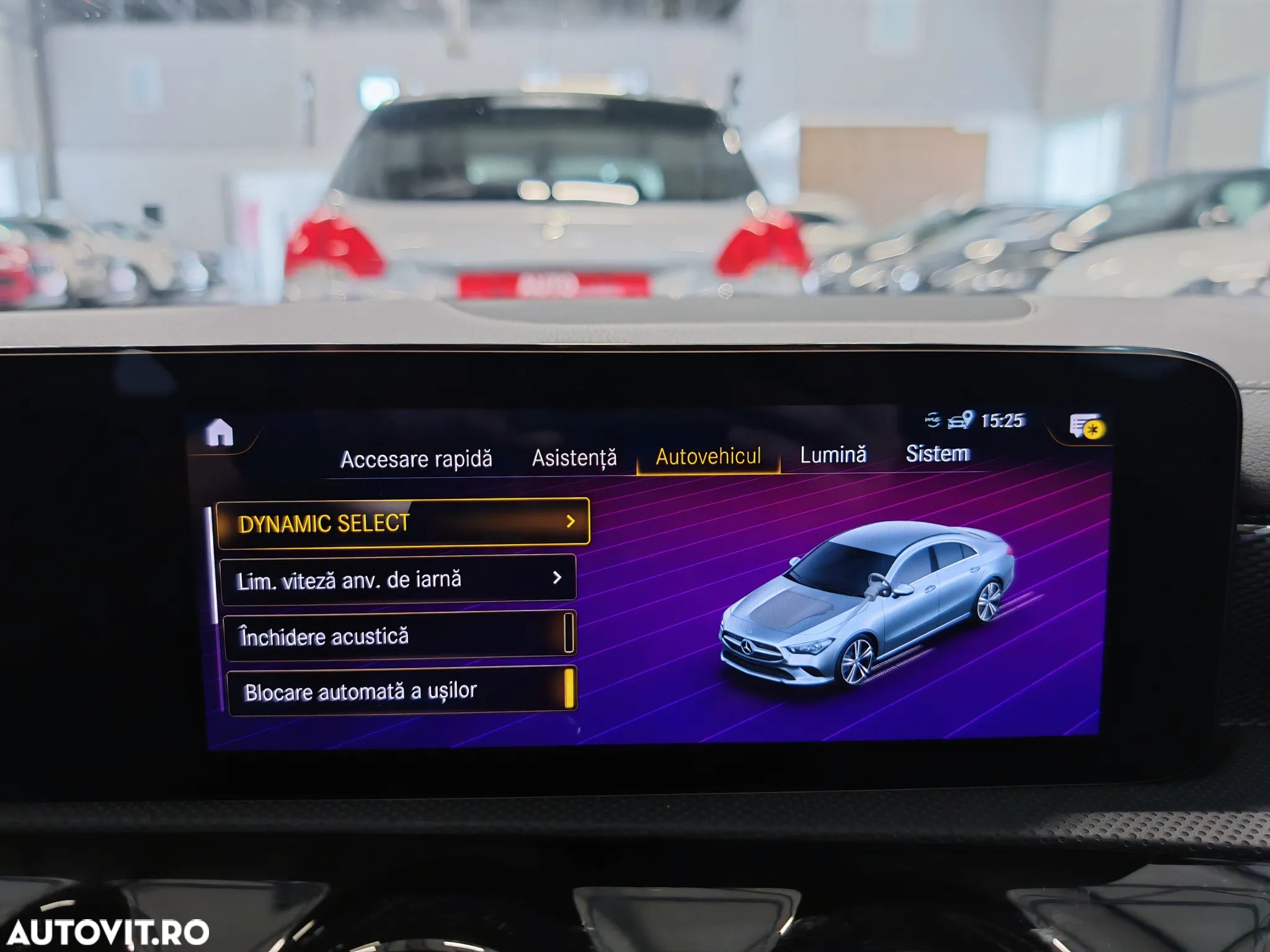 Mercedes-Benz CLA 180 7G-DCT - 13