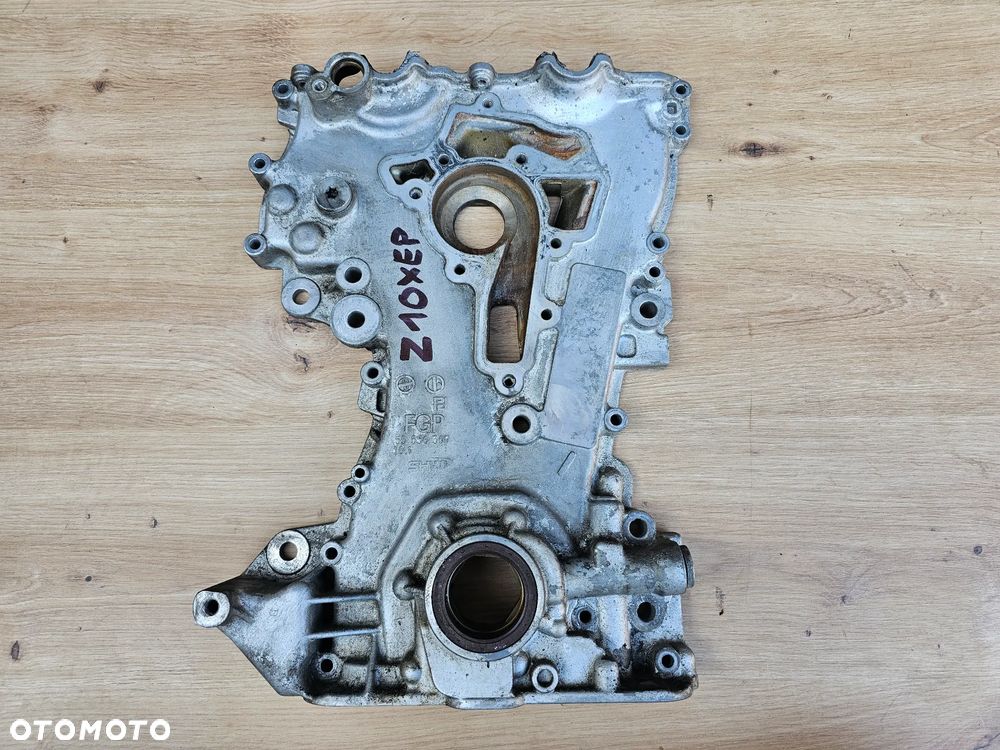 OBUDOWA OSŁONA ROZRZĄDU POMPA OLEJU OPEL ASTRA H MERIVA A CORSA D 1.0 / 1.2 / 1.4 B Z10XEP / Z12XEP / Z14XEP 55556309 - 1