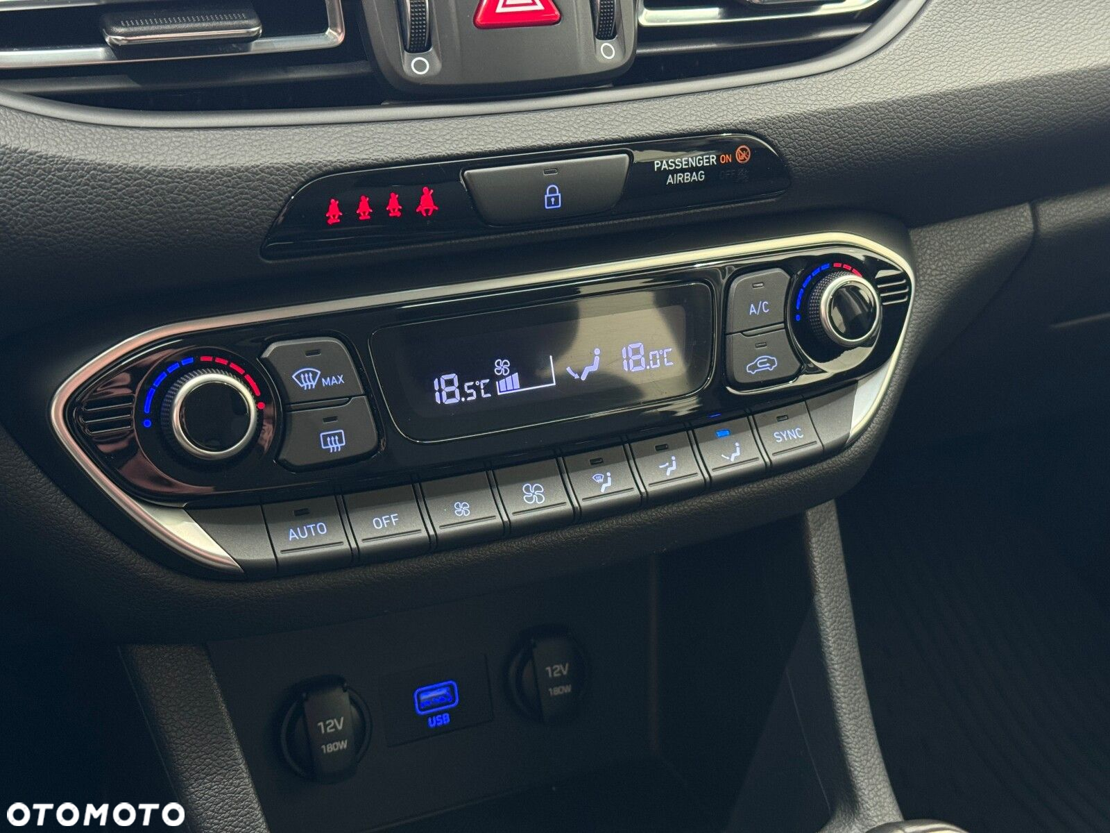 Hyundai i30 - 30