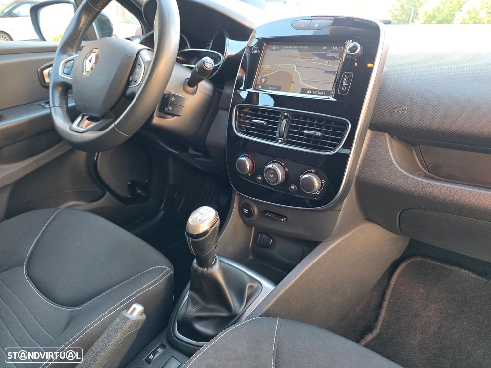 Renault Clio Sport Tourer 0.9 TCe Limited - 19