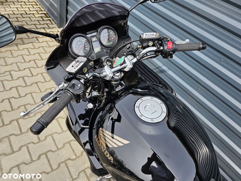 Honda CB - 18