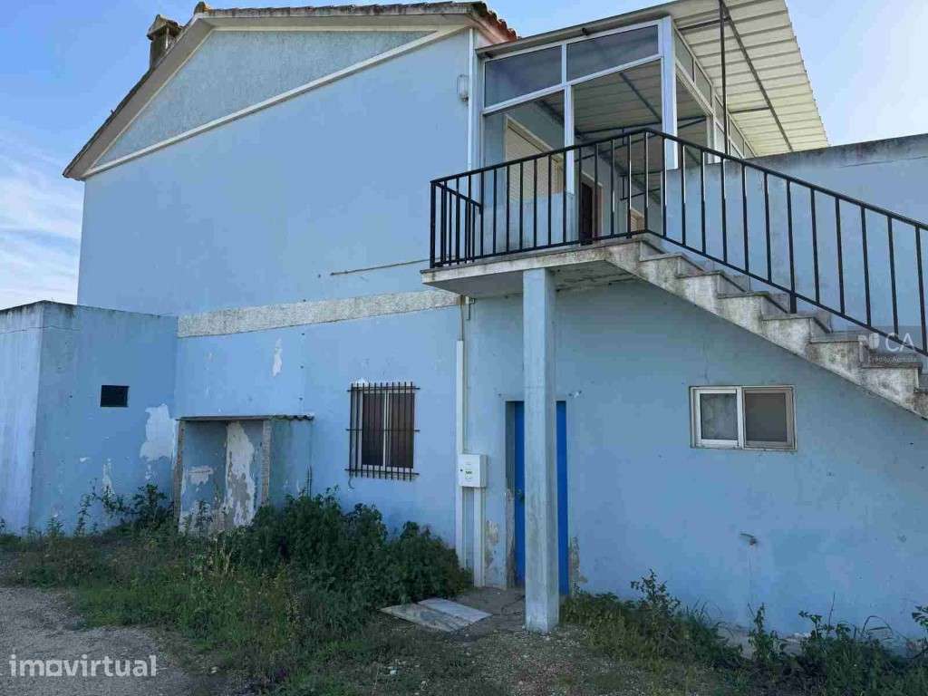 Restaurante com Casa de Habitação no 1º Andar - Grande imagem: 5/8