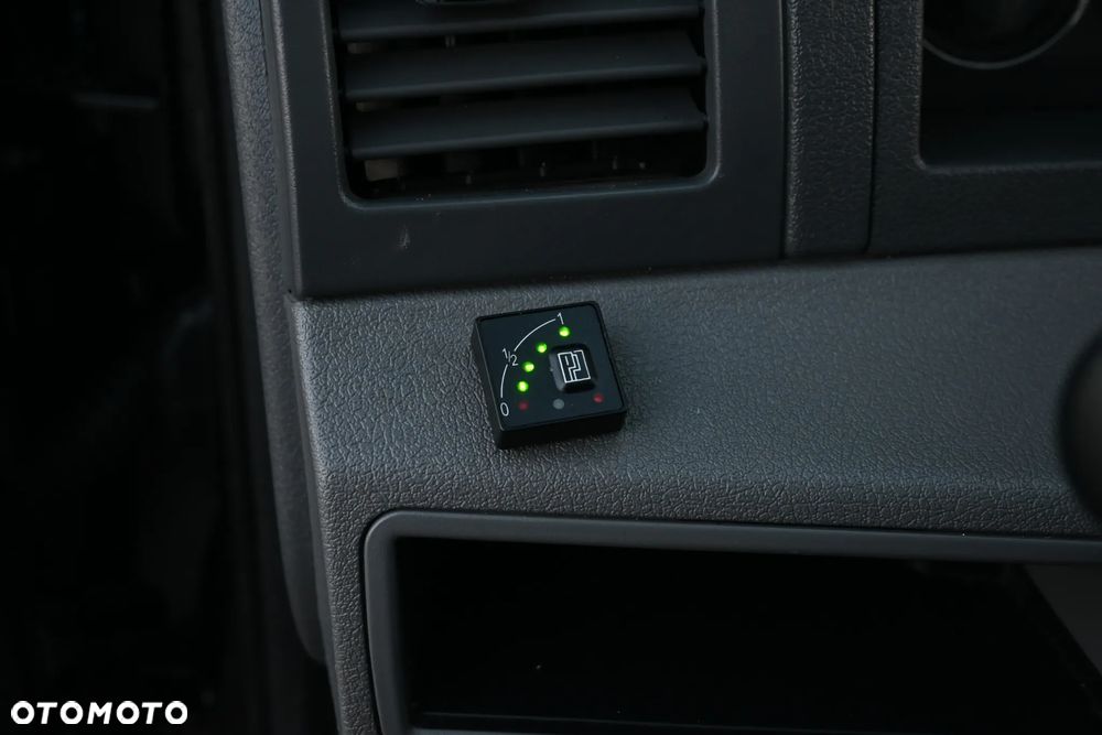 Jeep Grand Cherokee 5.7 V8 HEMI Automatik Overland - 38