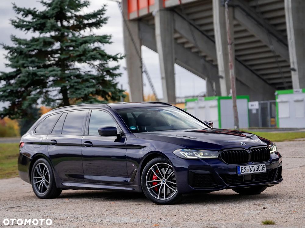 BMW Seria 5 520d xDrive M Sport Edition - 4