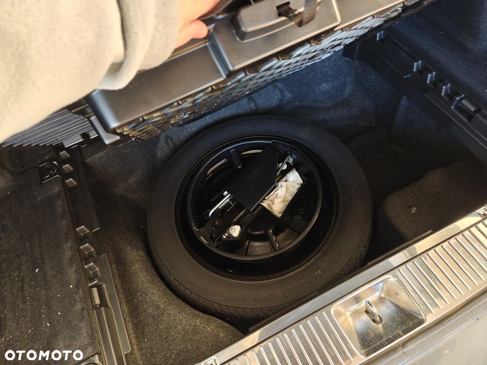 Mercedes-Benz Klasa E - 8