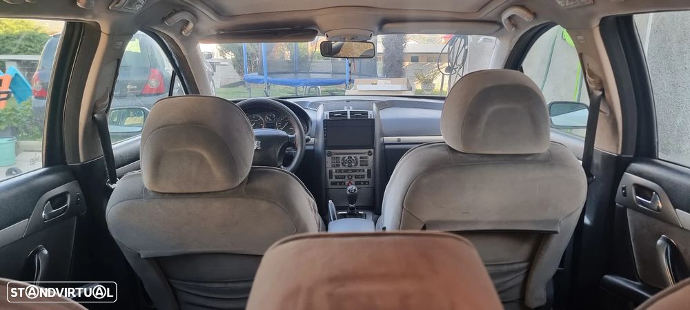 Peugeot 407 SW 1.6 HDi Premium - 11