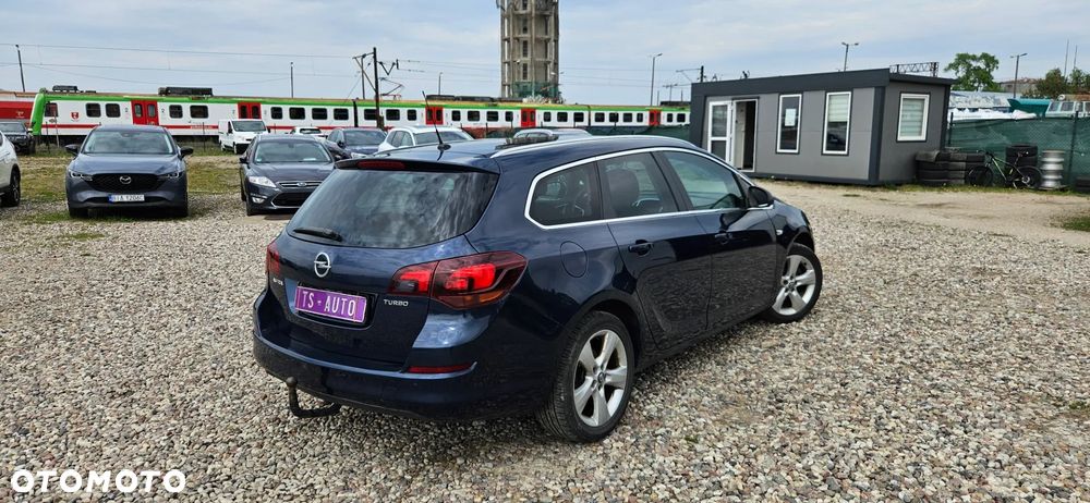 Opel Astra - 14