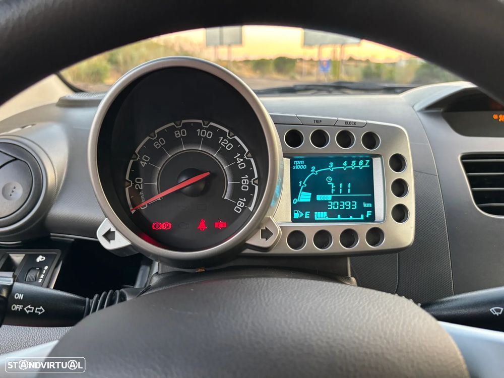 Chevrolet Spark 1.0 LT - 20