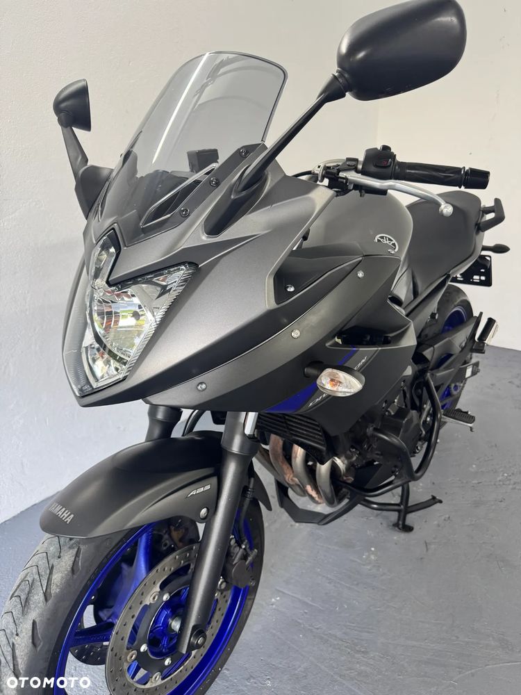 Yamaha XJ - 27