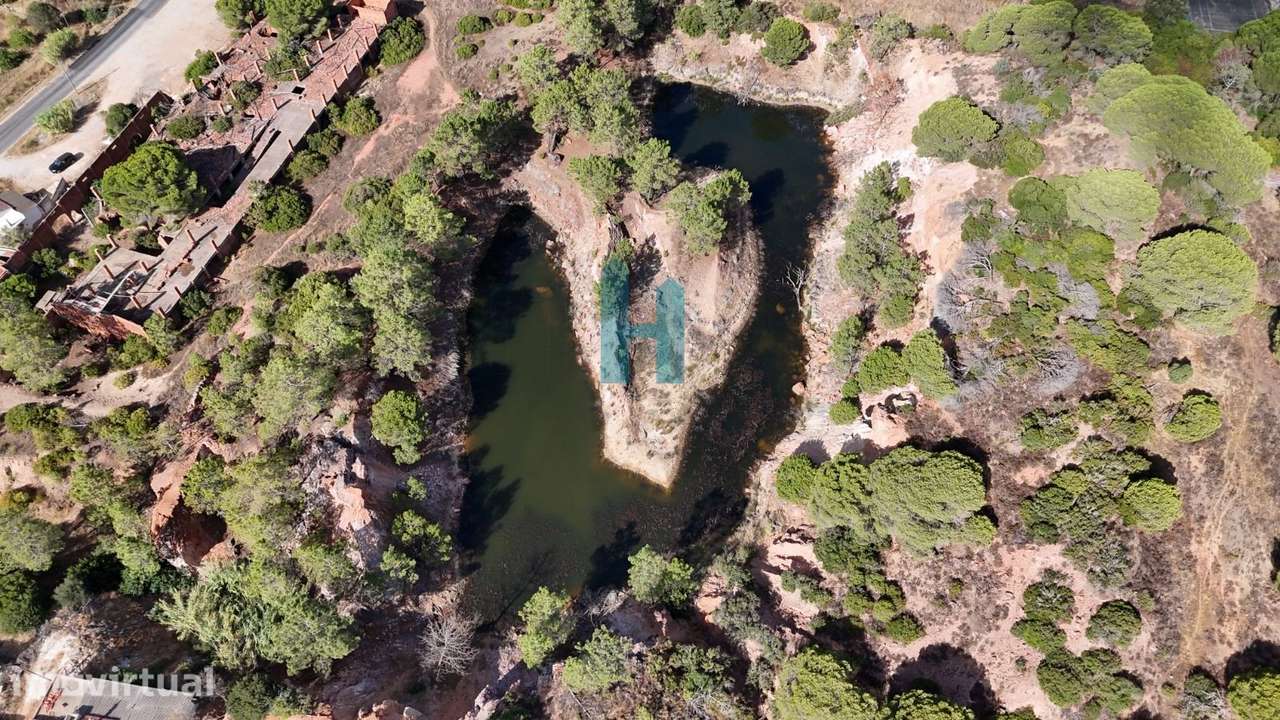 Terreno com projecto aprovado para construção de moradia com 10 suites - Grande imagem: 5/34