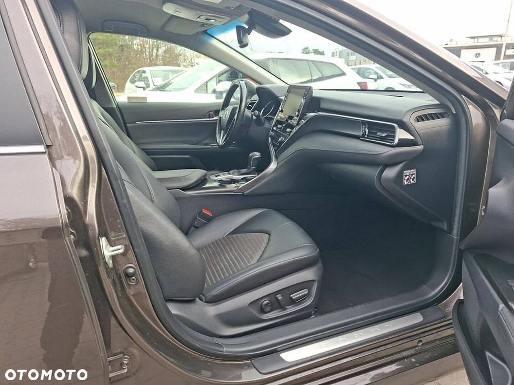 Toyota Camry 2.5 Hybrid Prestige CVT - 13