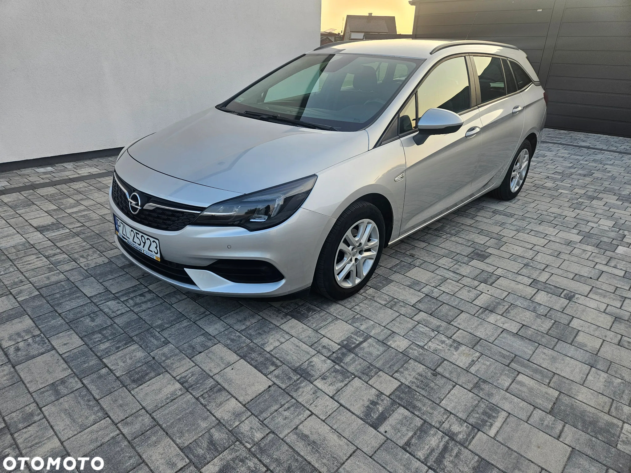 Opel Astra V 1.5 CDTI Edition S&S - 2