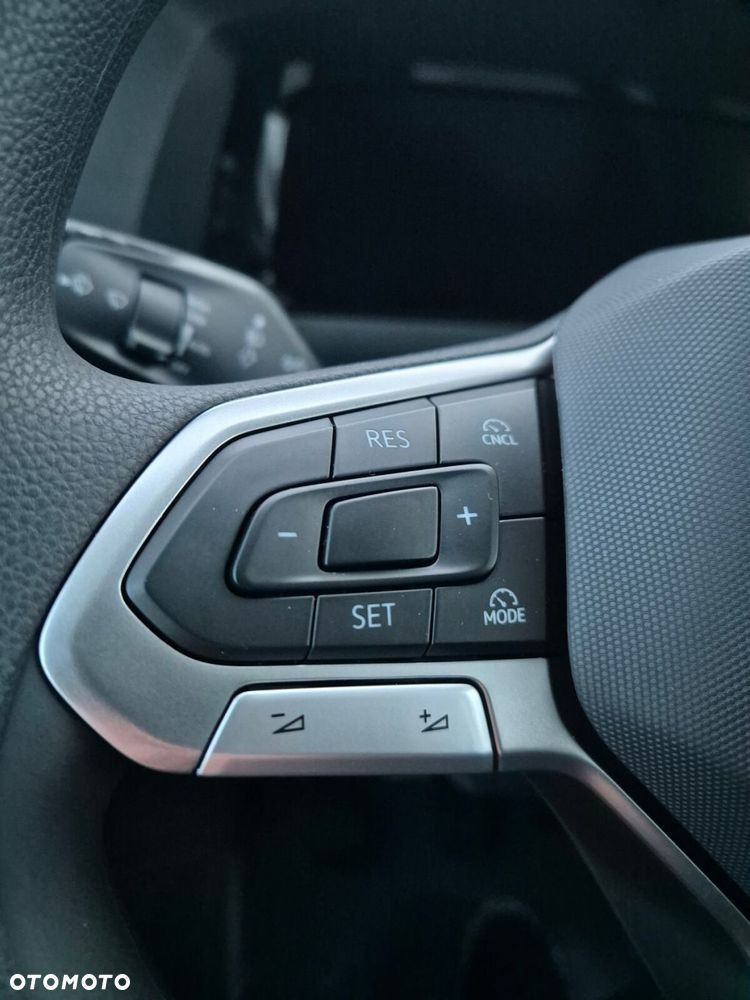 Volkswagen Crafter Skrzyniowy z podwójną kabiną - 26
