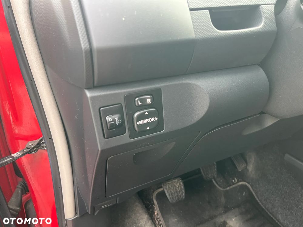 Toyota Yaris 1.8 VVT-i TS - 15