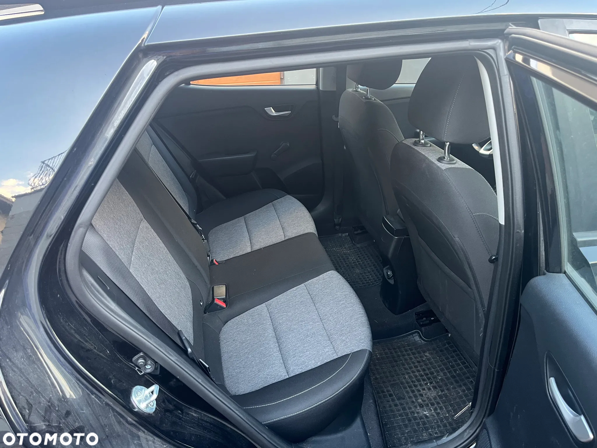 Kia Stonic - 7