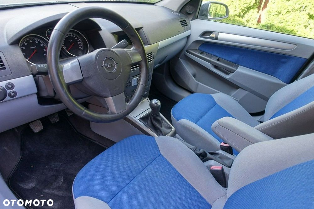 Opel Astra - 11