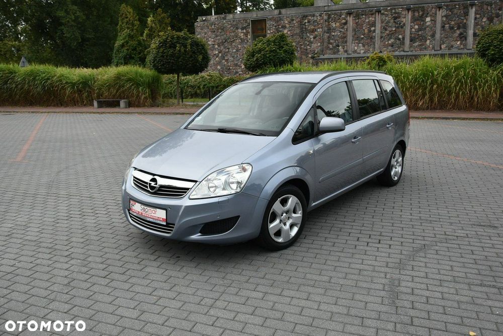 Opel Zafira - 2