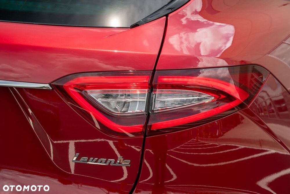 Maserati Levante S Q4 - 11