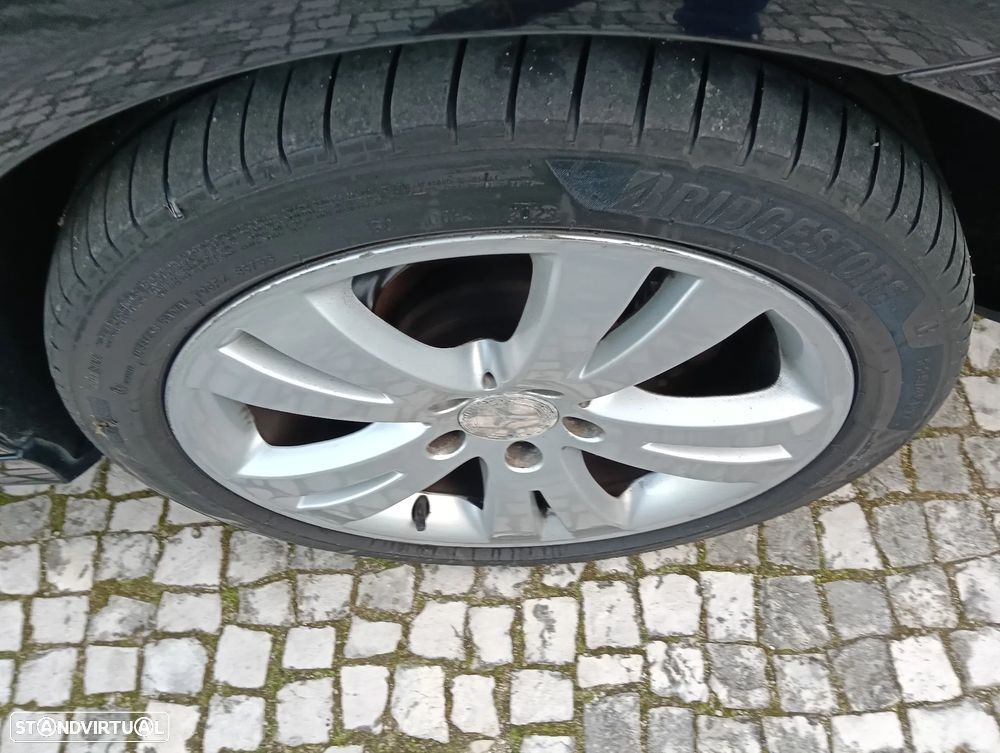 Mercedes-Benz C 220 CDI Avantgarde BlueEfficiency Aut. - 19