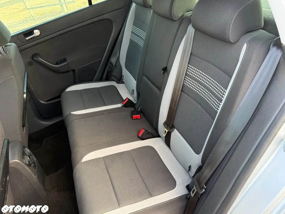 Volkswagen Golf Plus 1.6 TDI DPF Life - 18