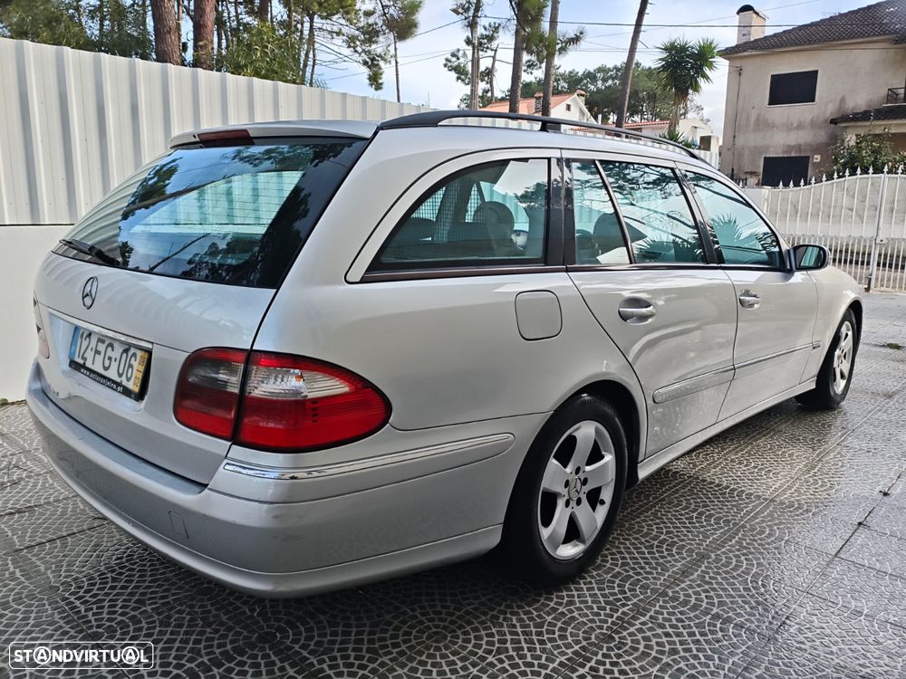 Mercedes-Benz E 220 CDi Avantgarde - 5