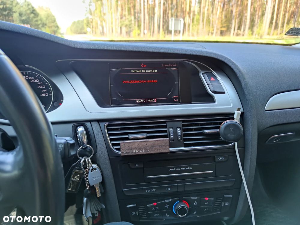 Audi A4 Avant 2.0 TDI DPF Ambiente - 23